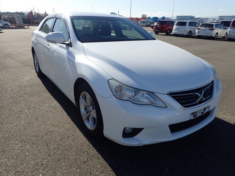 Toyota Mark X 2011