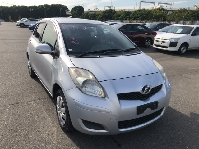 Toyota Vitz 2010