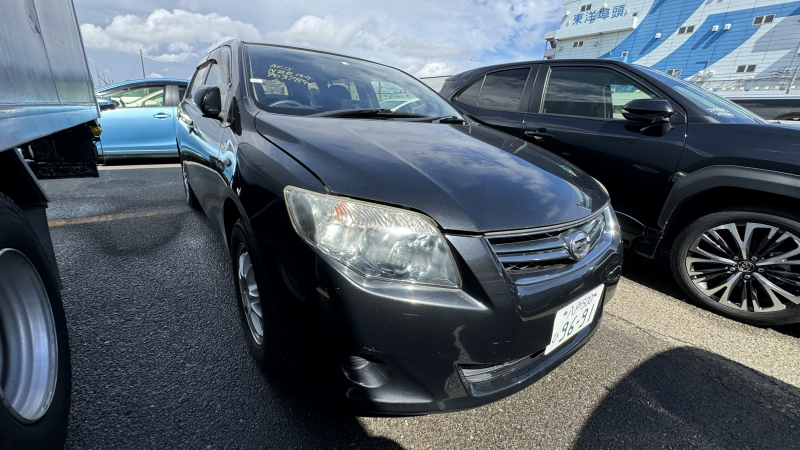 Toyota Corolla Fielder 2012