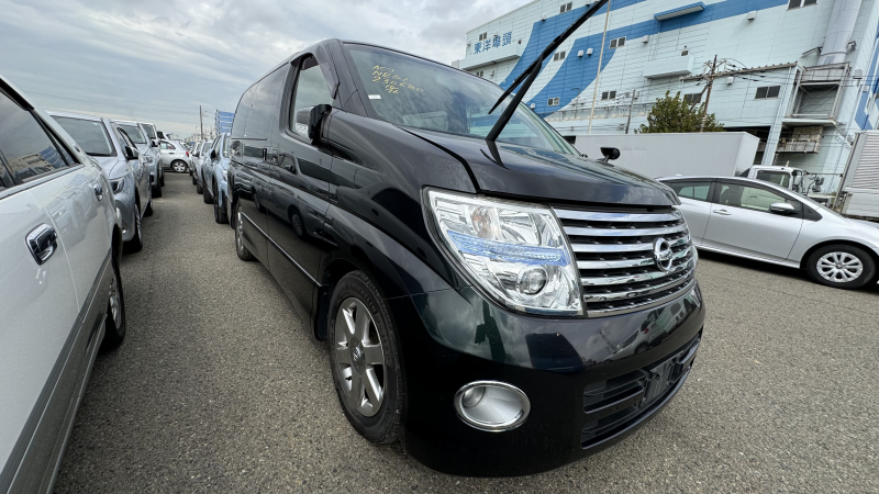 Nissan Elgrand 2007