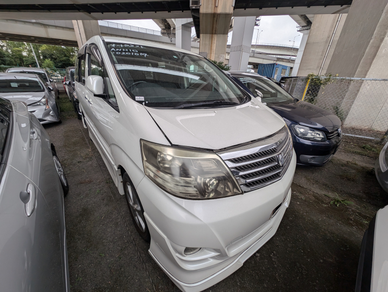 Toyota Alphard 2008