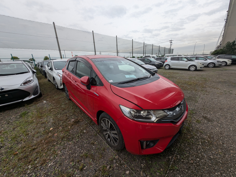 Honda Fit Hybrid 2014