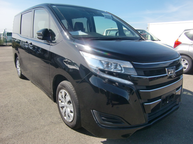 Toyota Noah 2020