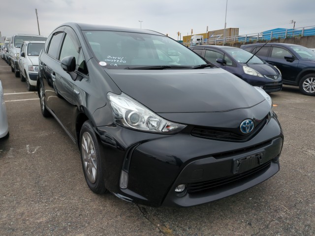 Toyota PRIUS ALPHA 2019