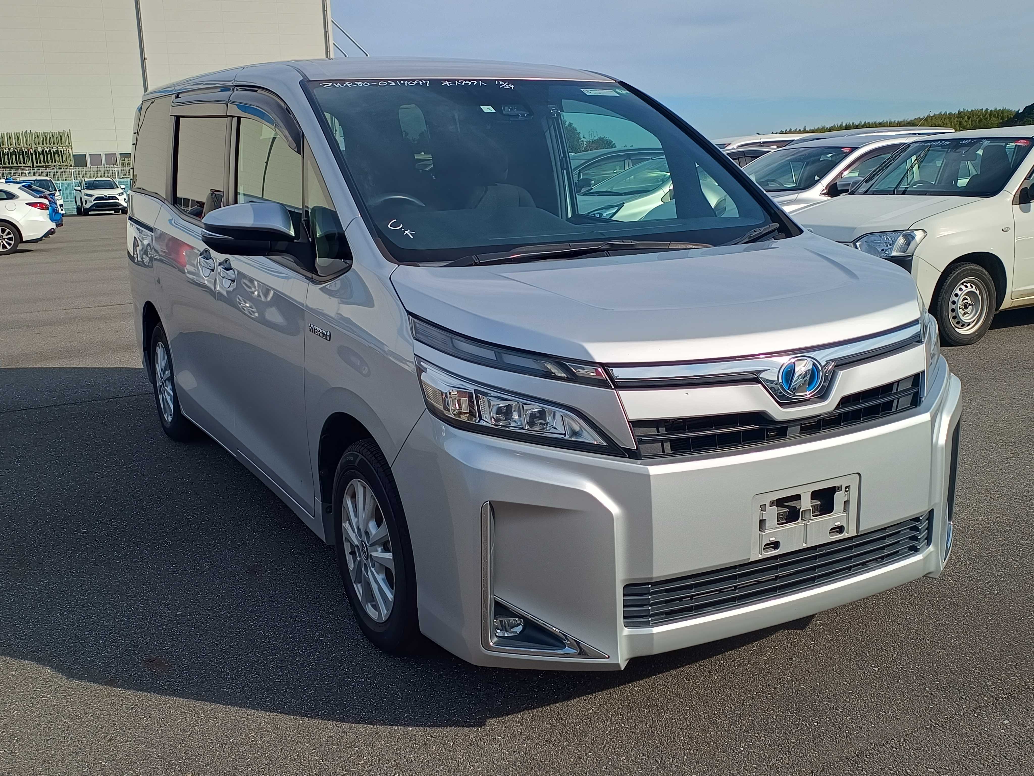 Toyota Voxy 2018