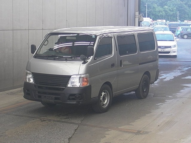 Nissan Caravan Van 2007