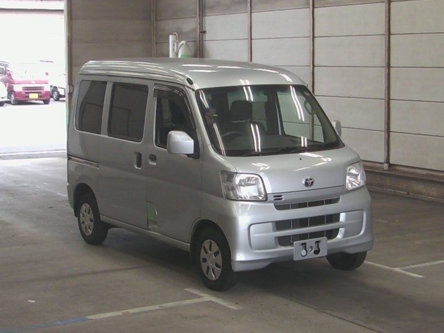 Toyota Pixis Van 2013