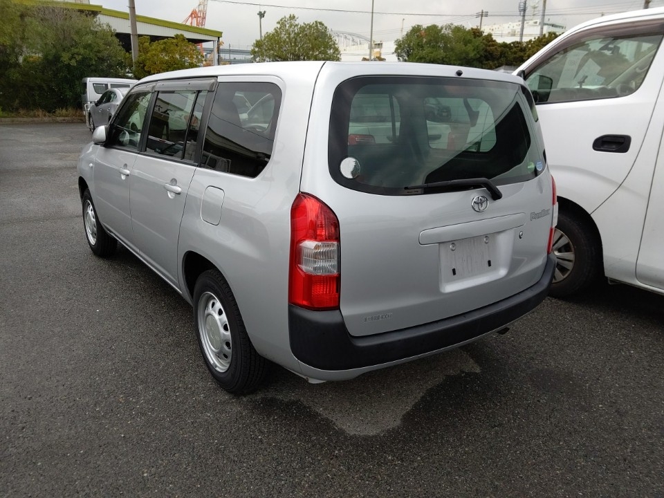 Toyota probox 2017