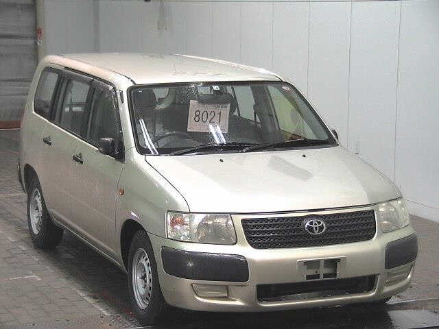 Toyota Succeed Van 2005