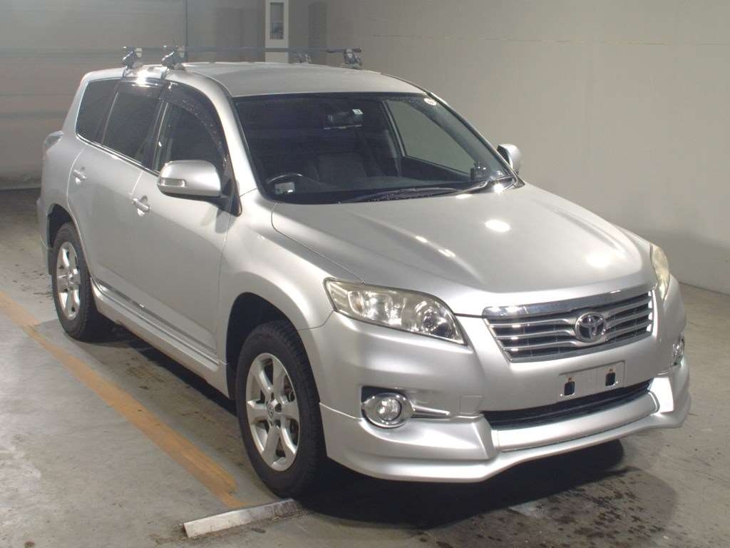 Toyota Vanguard 2011