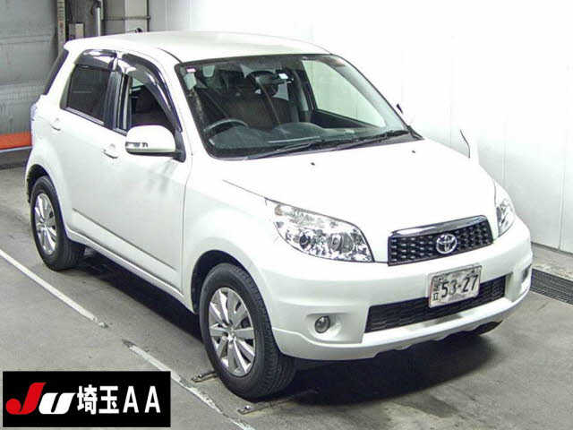 Toyota Rush 2012