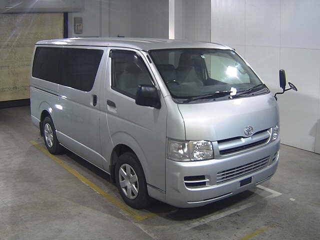 Toyota Hiace Van 2005 available at 