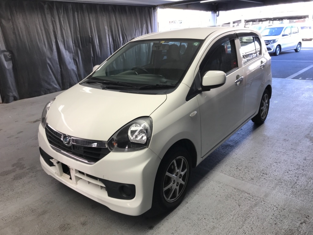 Daihatsu mira e