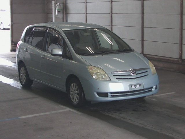 Toyota Corolla Spacio 2003