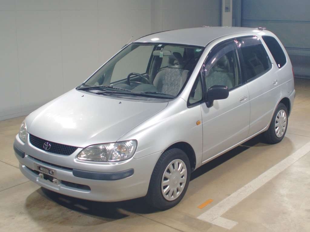 Toyota Corolla Spacio 1999