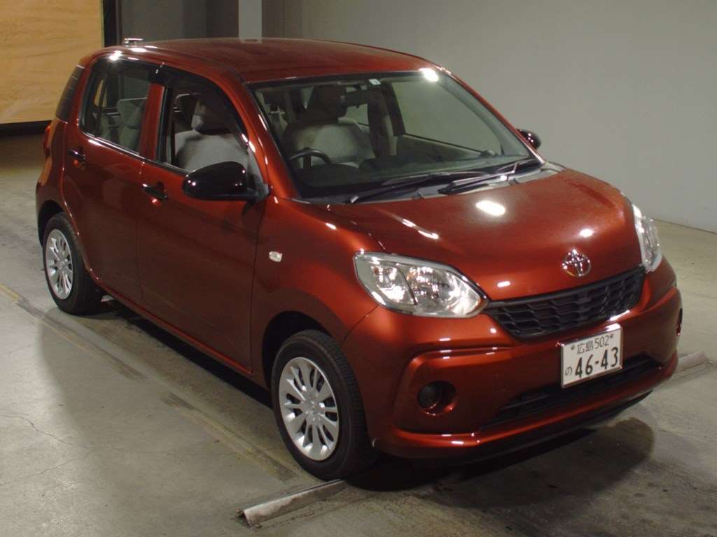 Toyota Passo 2016