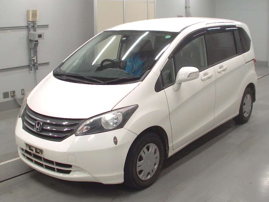 Honda freed 2010 год