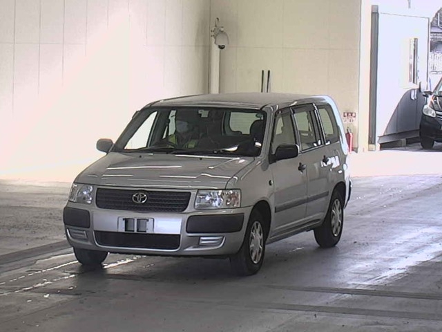 Toyota Succeed Wagon 2008
