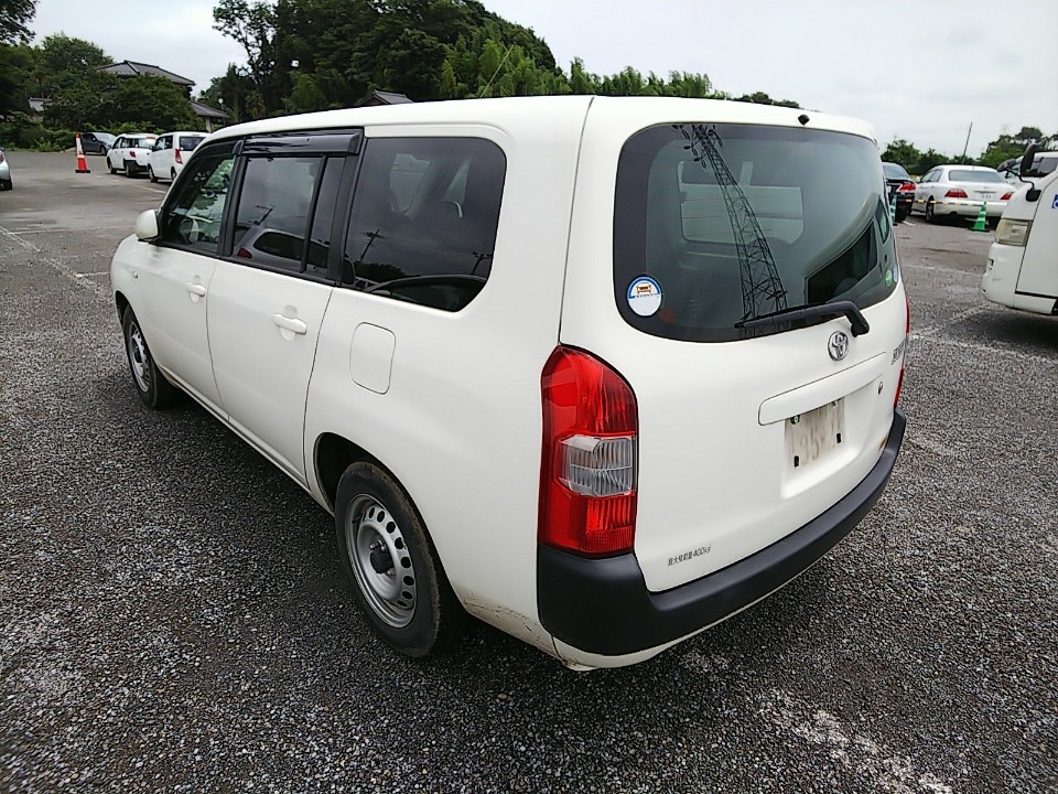 Toyota Succeed Van 2015