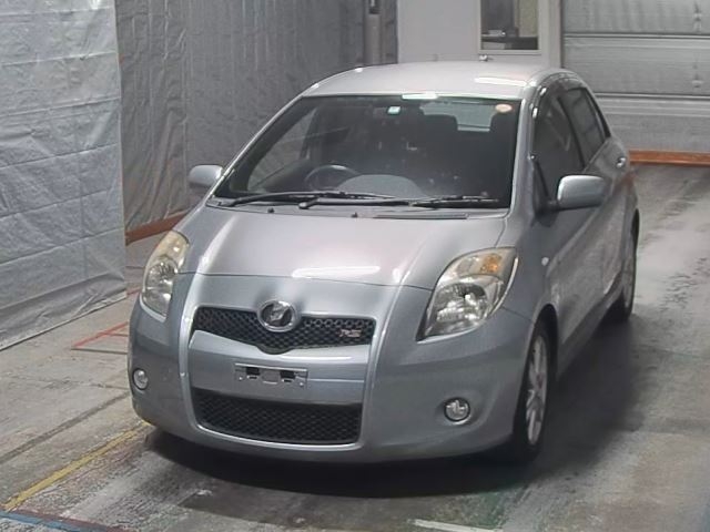 Toyota Vitz 2006