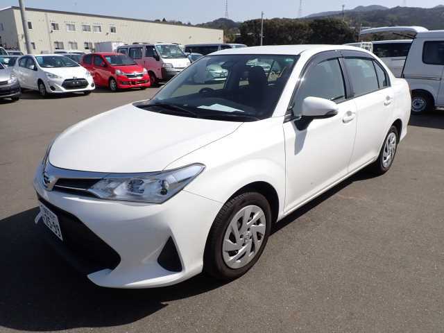 Toyota corolla axio 2018