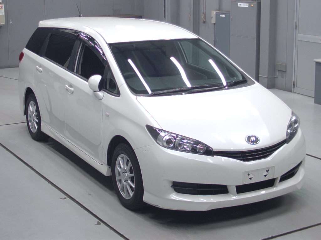 Toyota Wish 2011