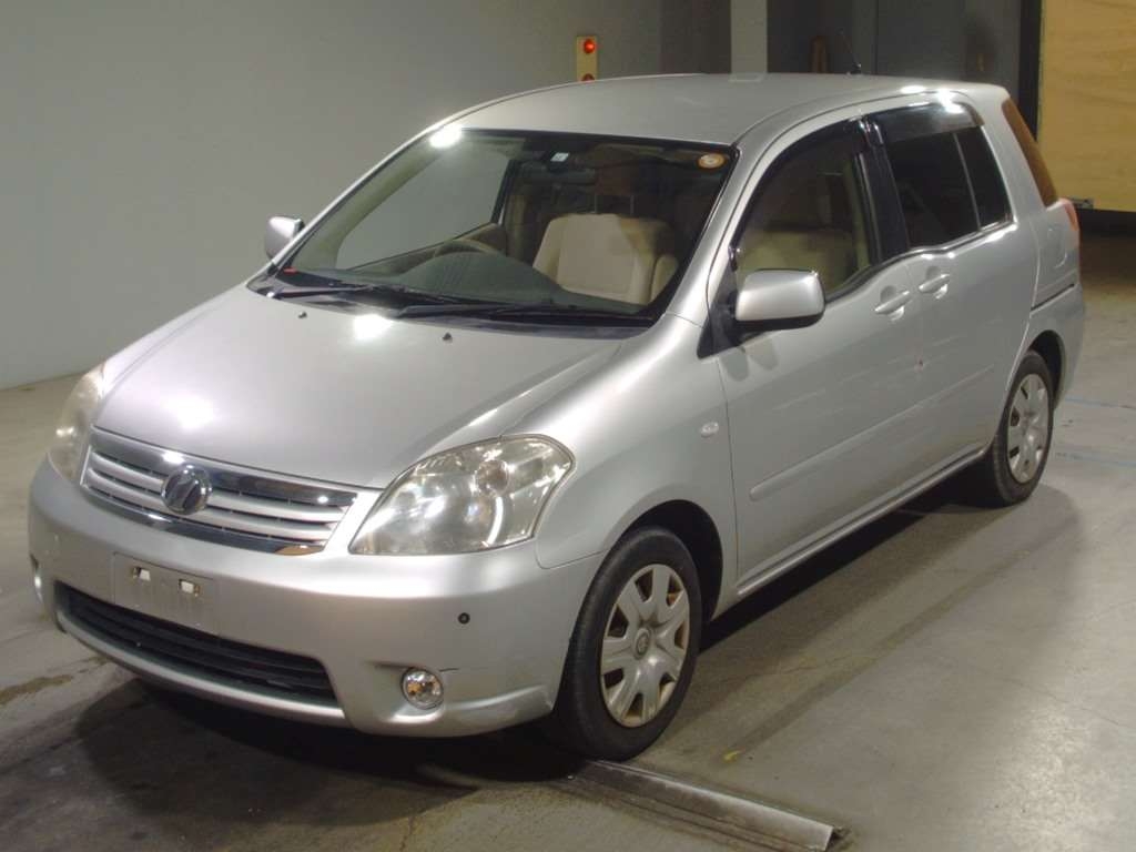 Toyota Raum 2007
