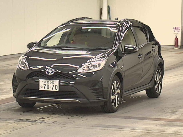 Toyota Aqua 17 Black 1490cc Autocraft Japan Toyota Aqua 17 Black 1490cc Autocraft Japan