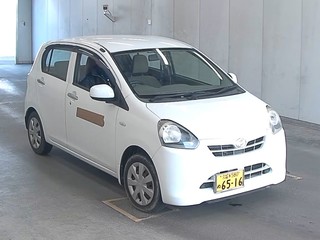 Daihatsu MIRA e:s 2018