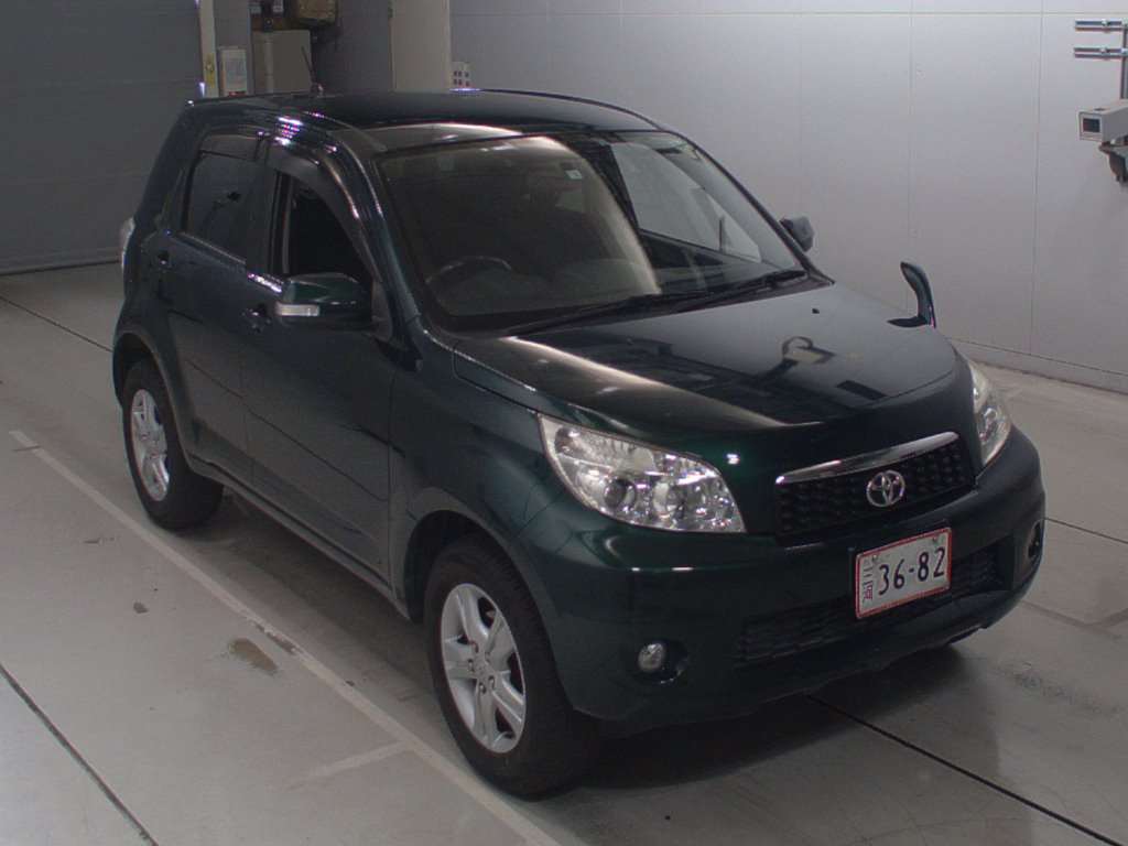 Toyota Rush 2010