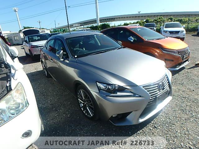 Lexus IS 2013