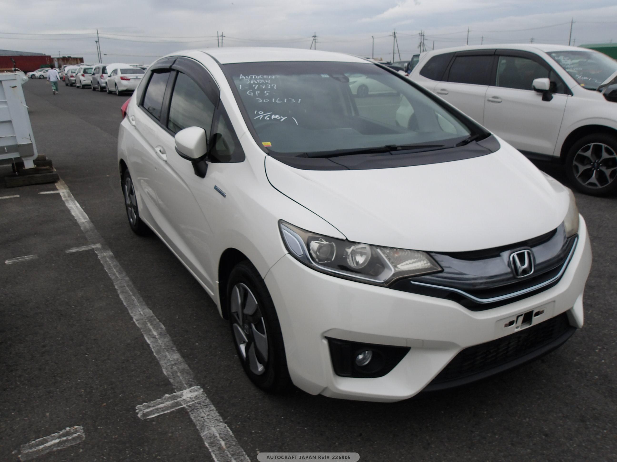 Honda Fit Hybrid 2013