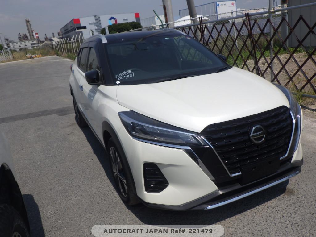 Nissan KICKS 2021