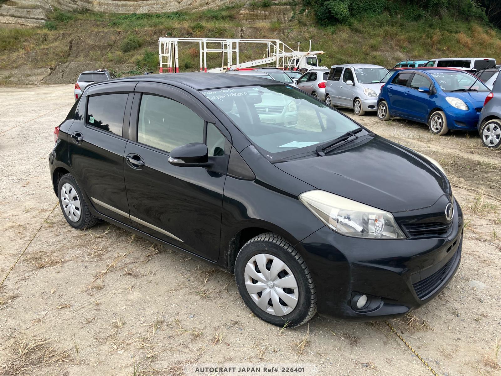 Toyota Vitz 2013