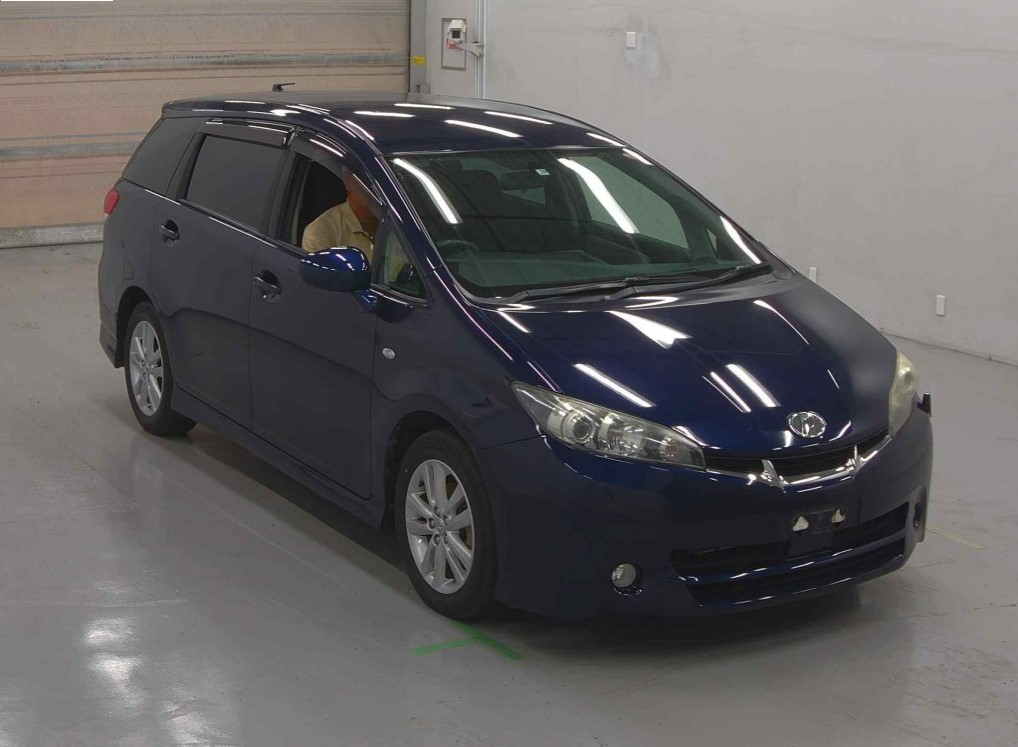 Toyota Wish 2011