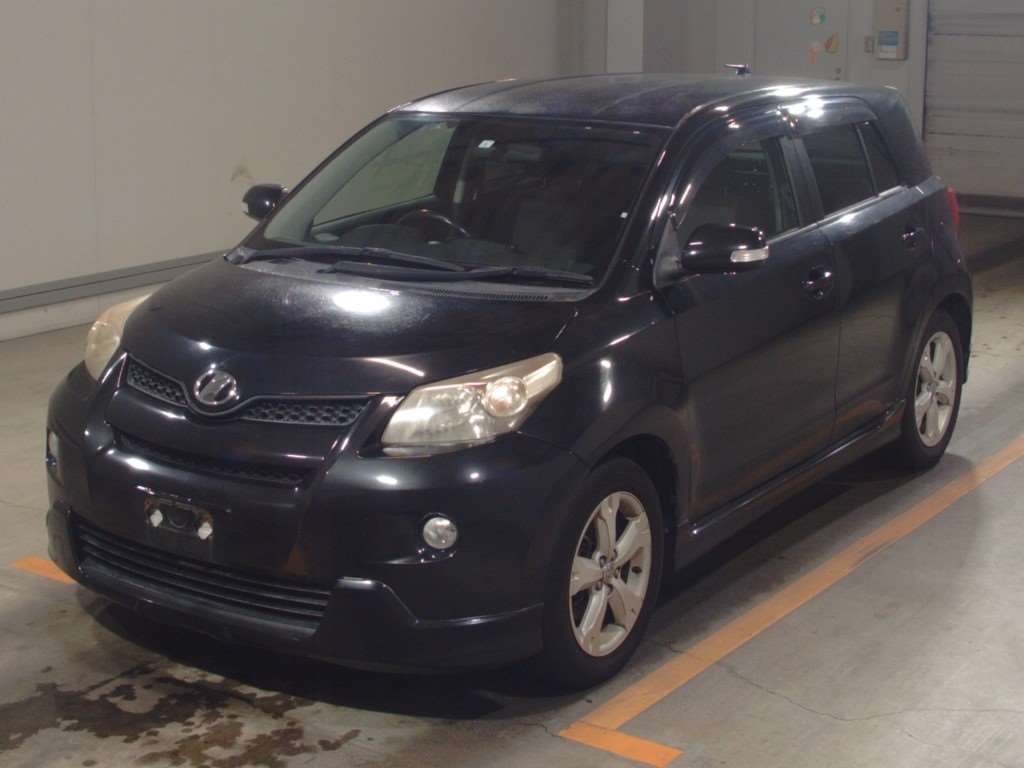 Toyota IST 2009