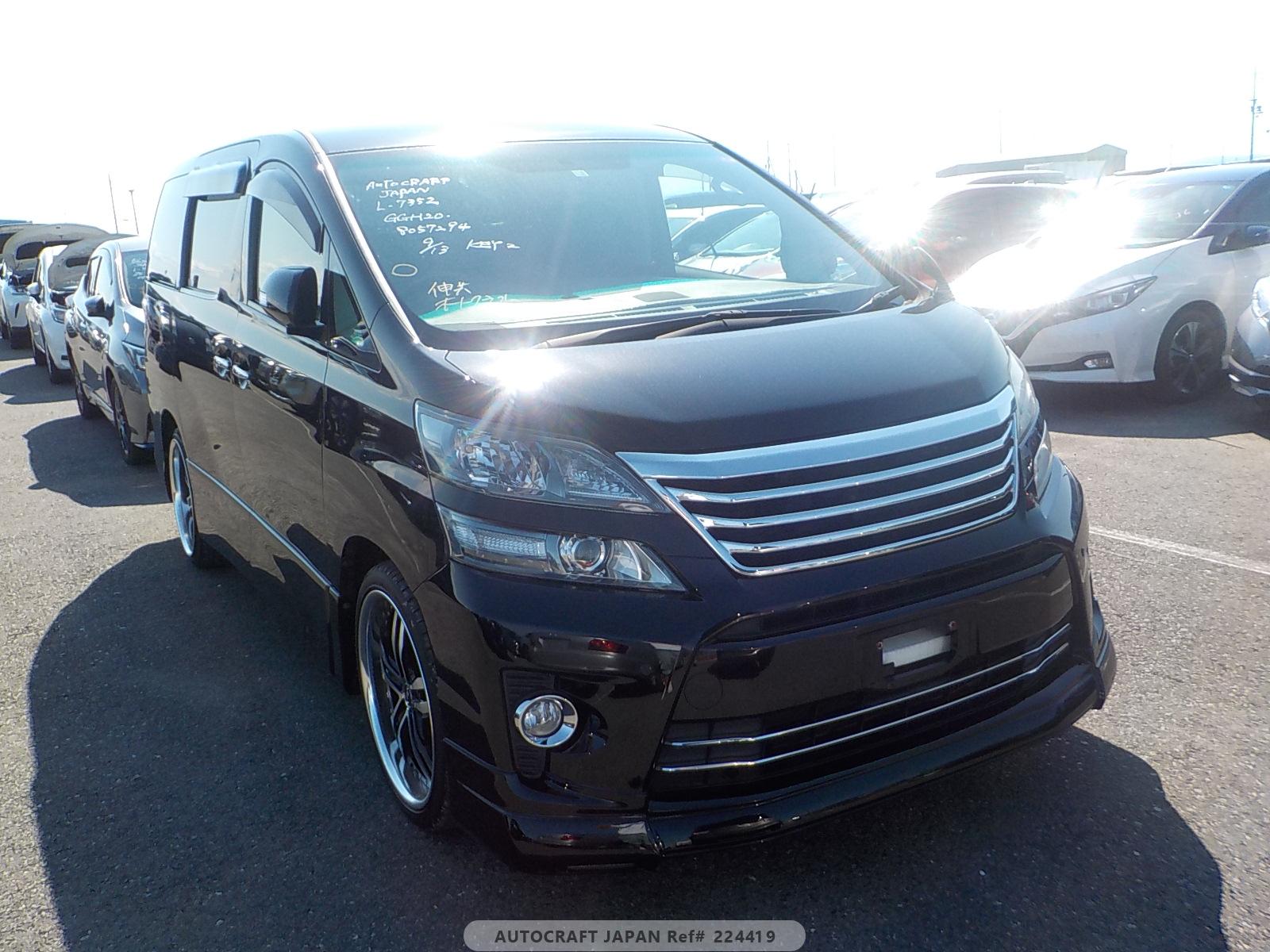 Toyota Vellfire 2012