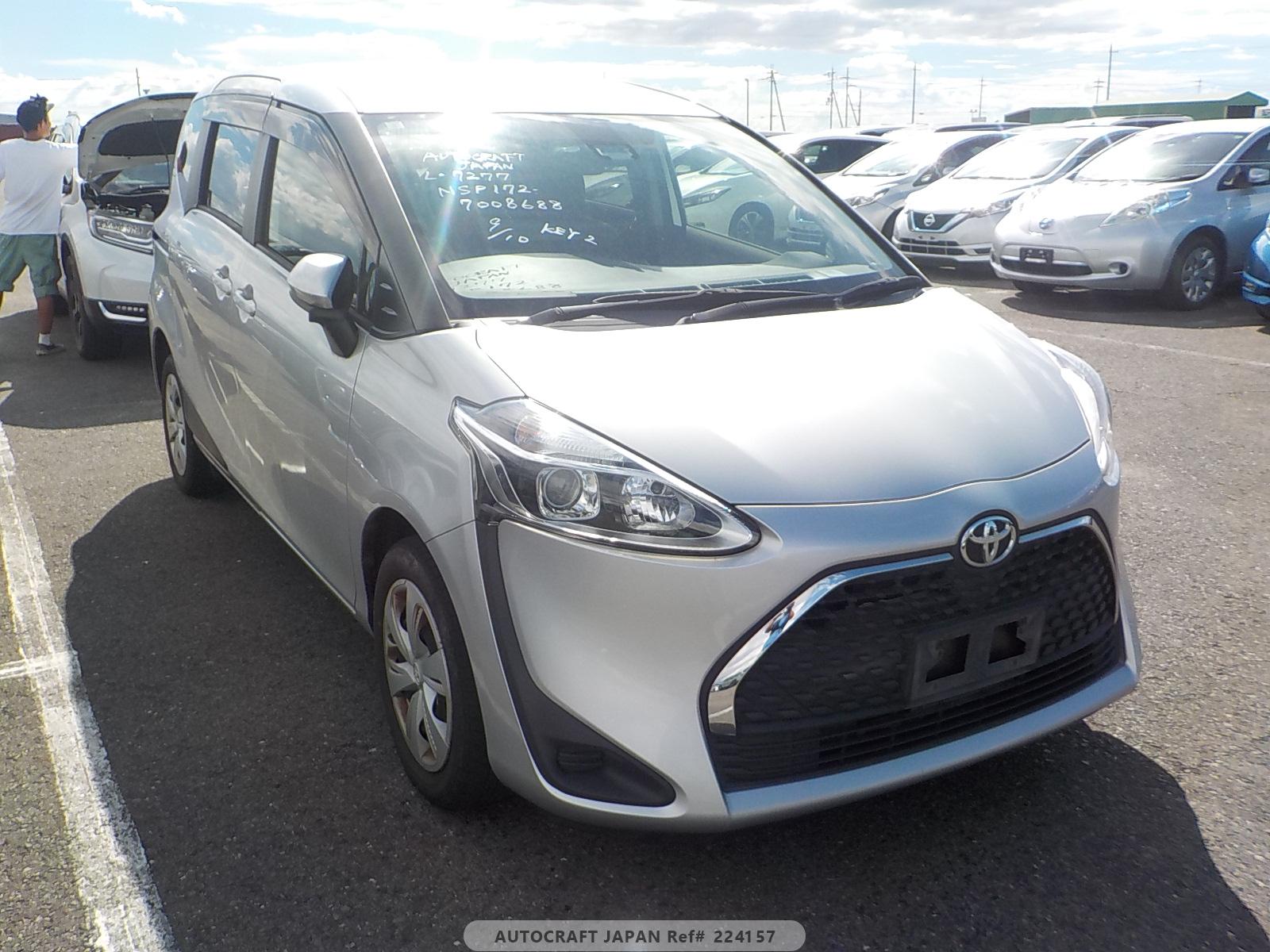 Toyota Sienta 2019