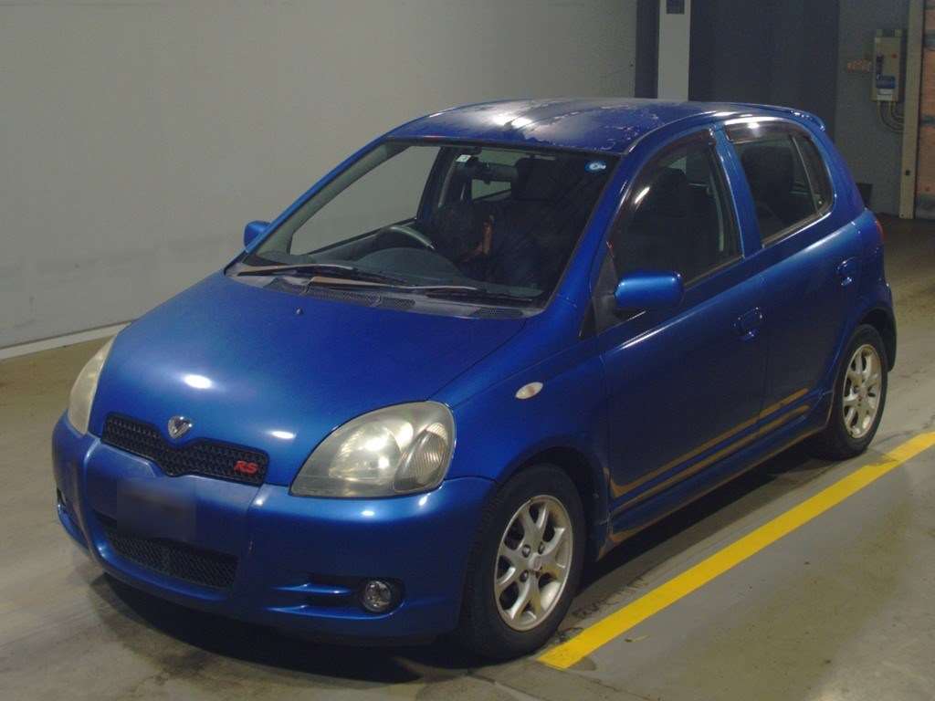 Toyota Vitz 2000