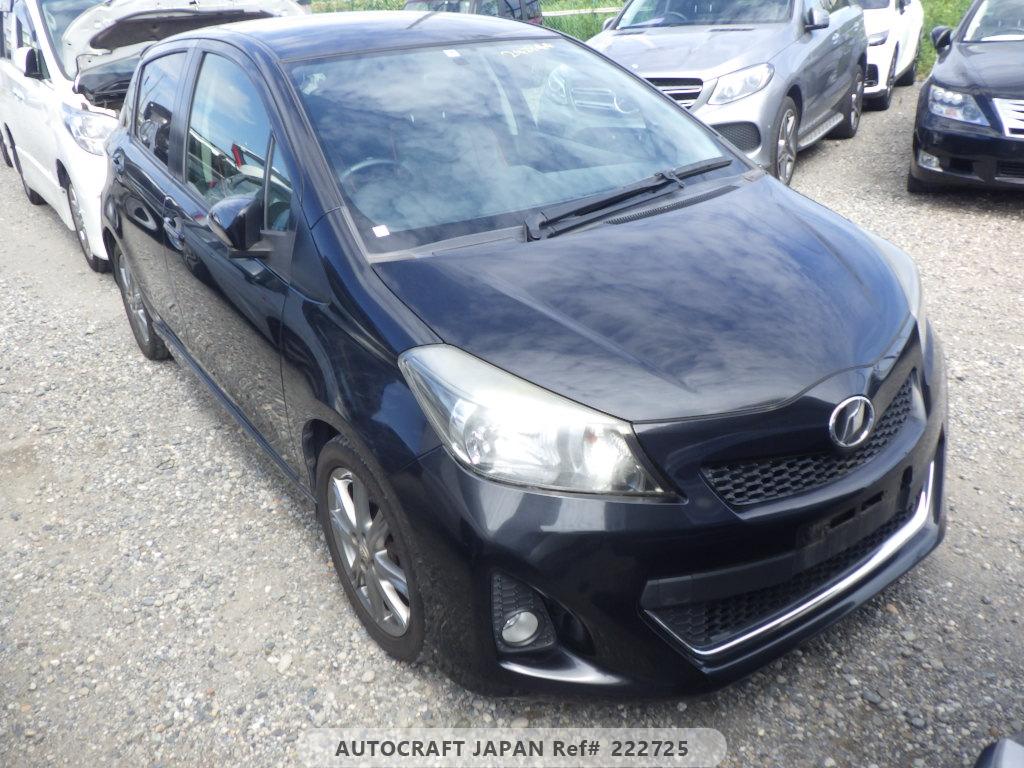 Toyota Vitz 2011