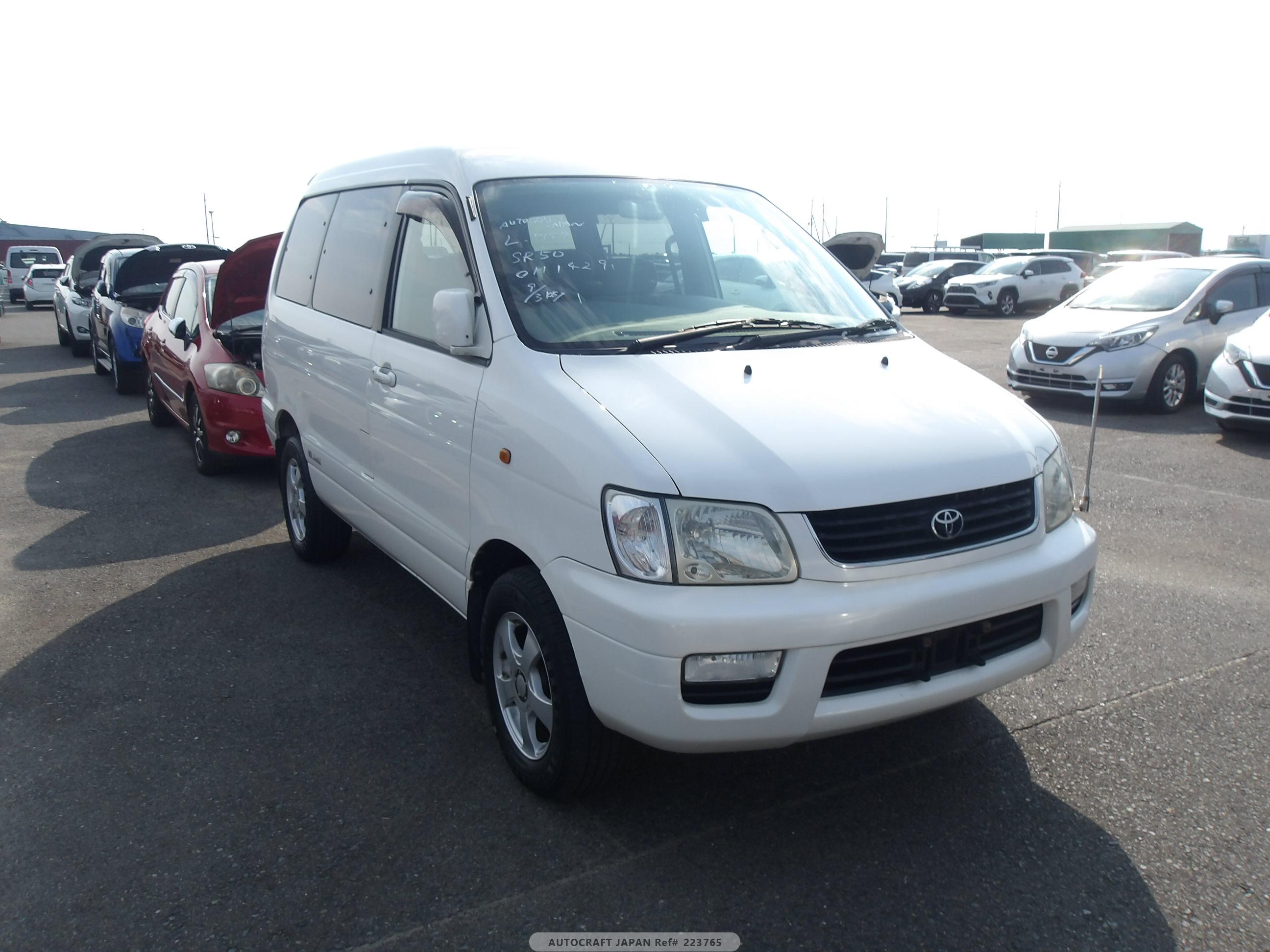 Toyota Townace Noah 2001