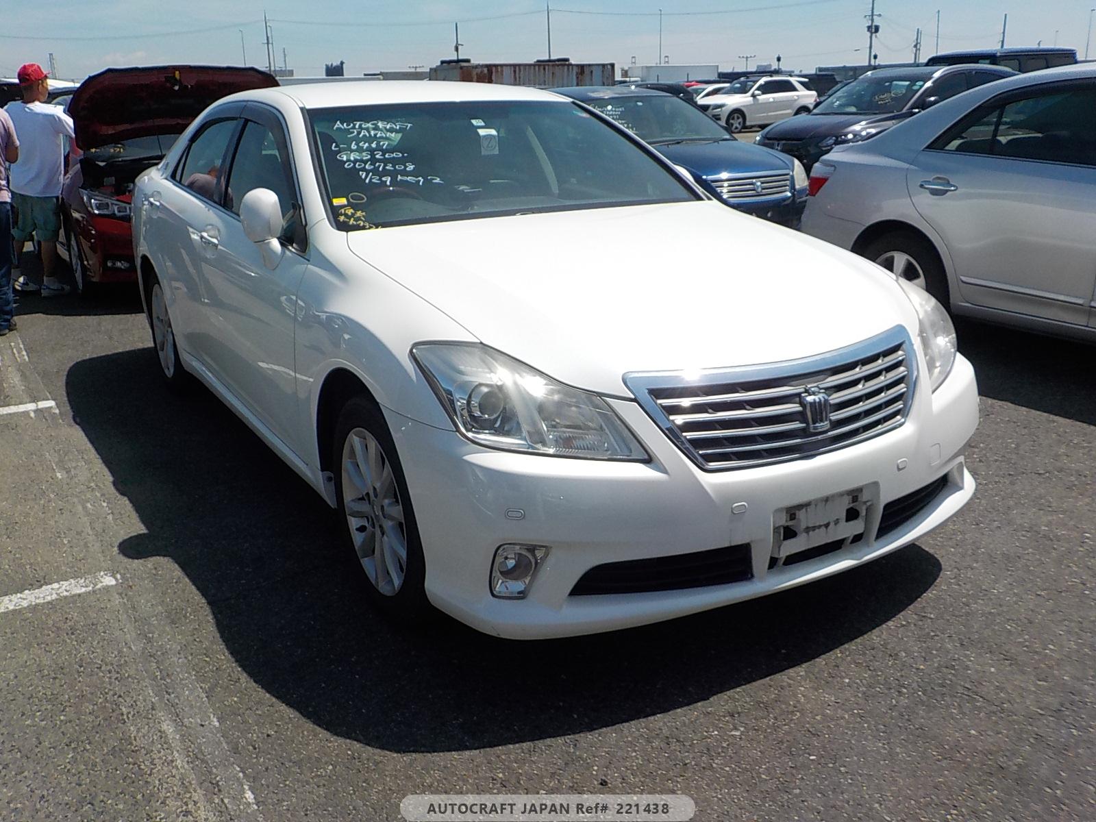 Toyota Crown 2011