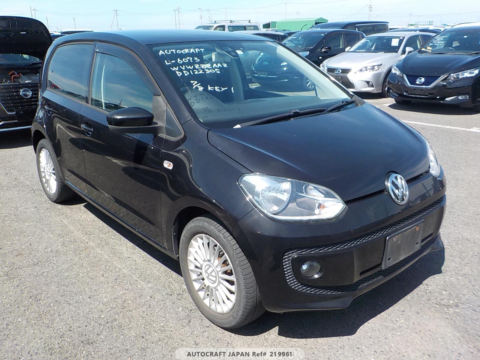 Volkswagen UP! 2013