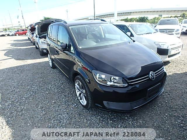 Volkswagen Golf Touran 2011