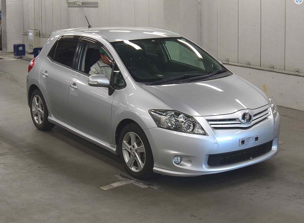 Toyota Auris 2011