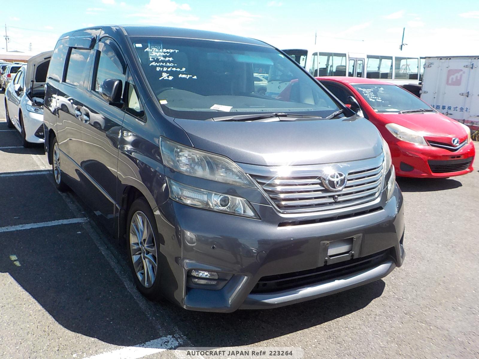 Toyota Vellfire 2011