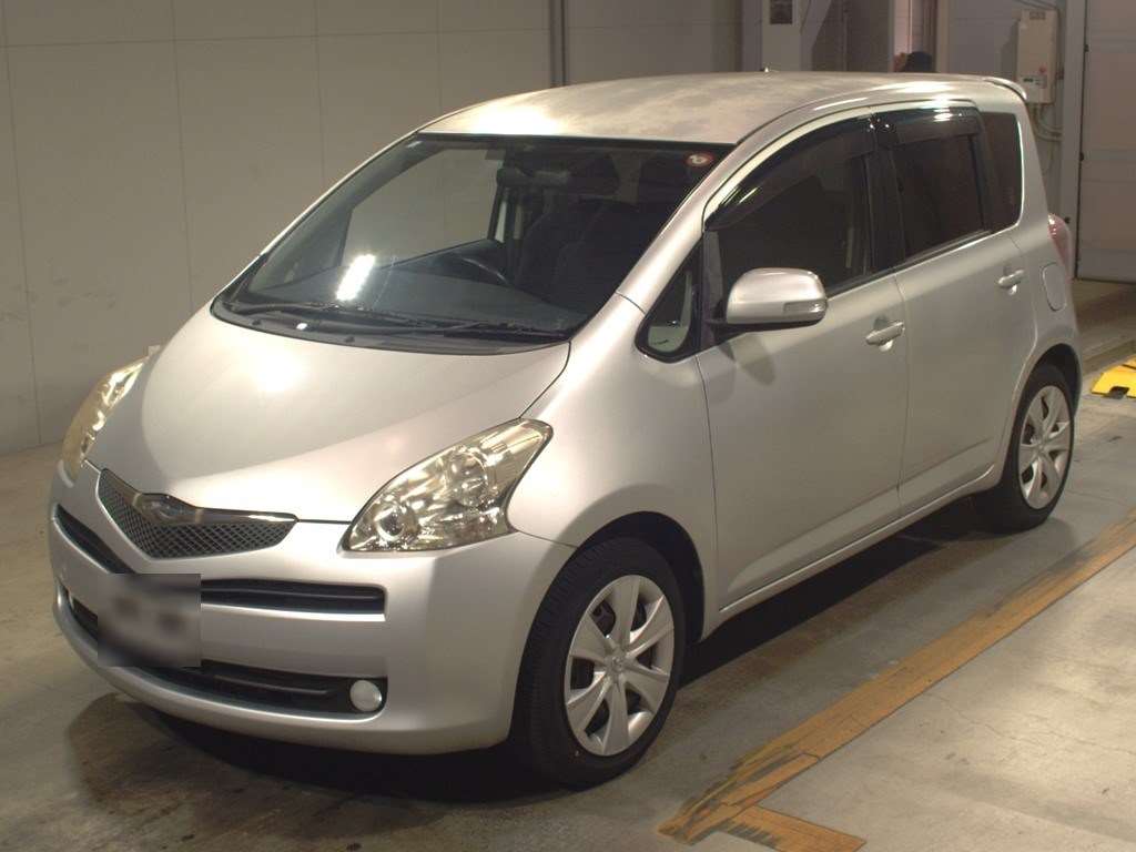 Toyota Ractis 2008