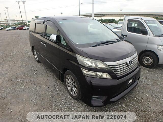 Toyota Vellfire 2011