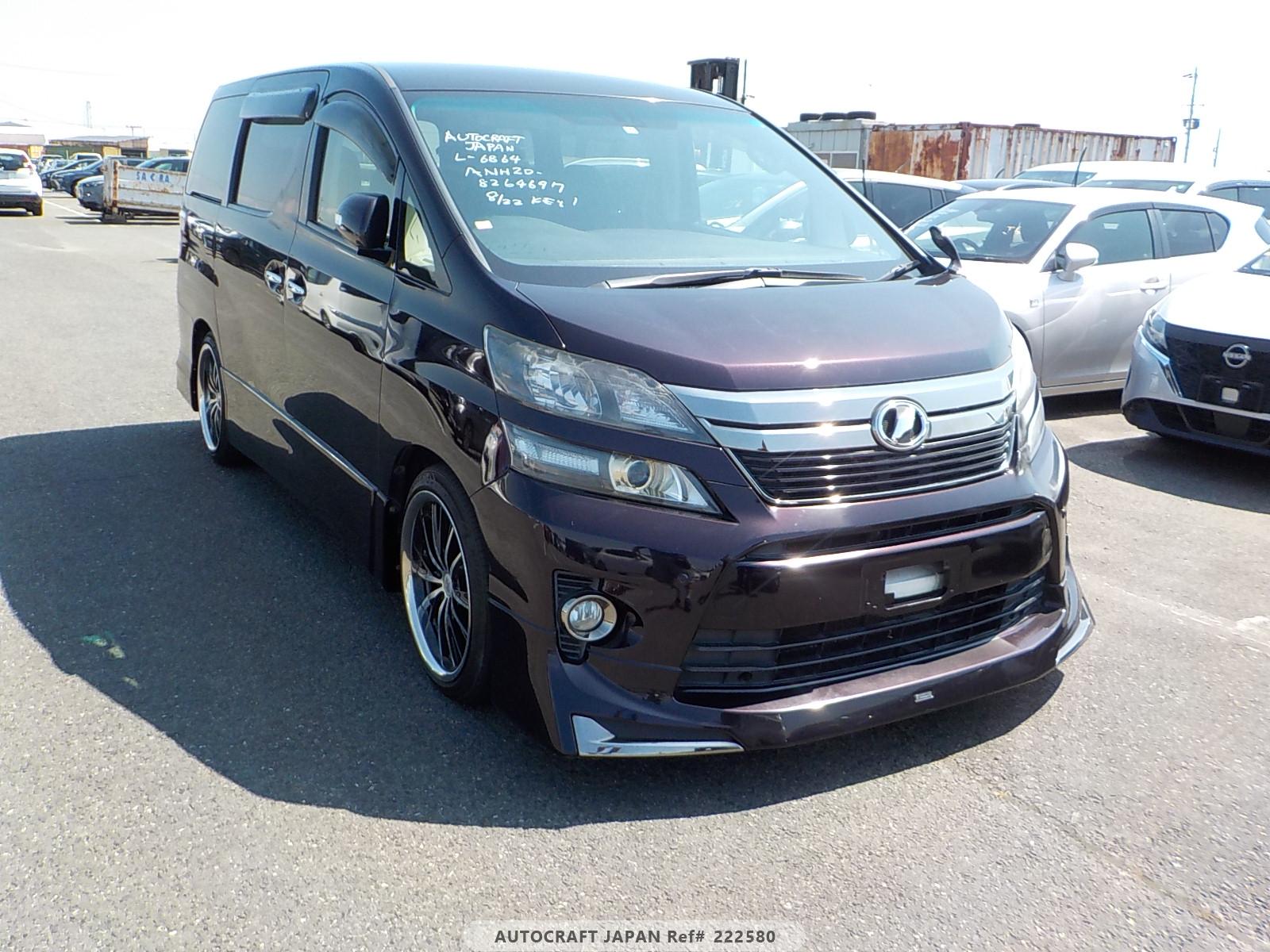 Toyota Vellfire 2013