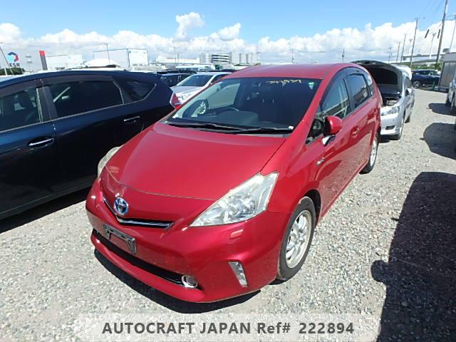 Toyota PRIUS ALPHA 2013